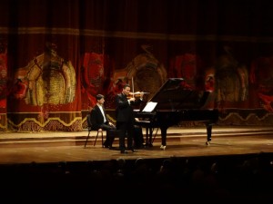 maxim vengerov violinista roustem saitkoulov pianista