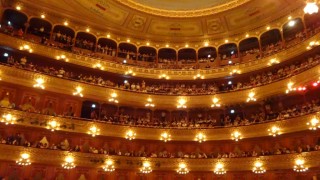 al Colón teatro