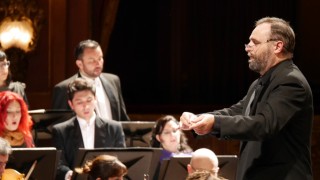 grupo vocal de difusión mariano moruja coro director