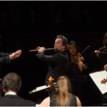 mozarteum asociación trevor pinnock y emmaanuel pahud director flautista