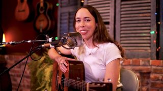 sarah jarosz world on the ground grammy cantante