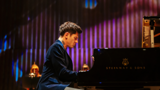 Maksim Mrvica pianista