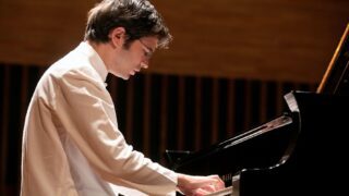 ariel lanyi pianista mozarteum argentino asociación
