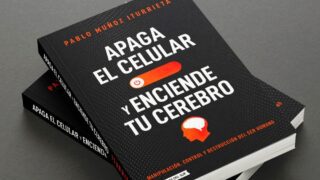 pablo muñoz iturrieta autor apaga el celular y enciende tu cerebro libro