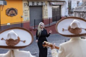 alaska revelada film biopic cantante