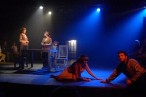 Como bestias teatro director Marcelo Moncarz autora violaine berot