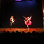 improntus danza teatro ballet con humor grupo Adrián Dellabora director bailarín
