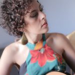 aline miklos cantante