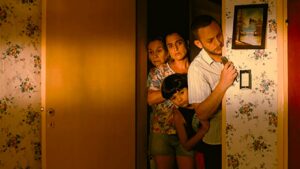 una casa con dos perros película film matías ferreyra director